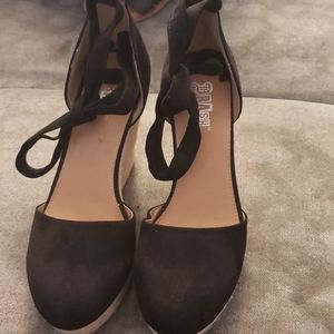 Black summer wedges